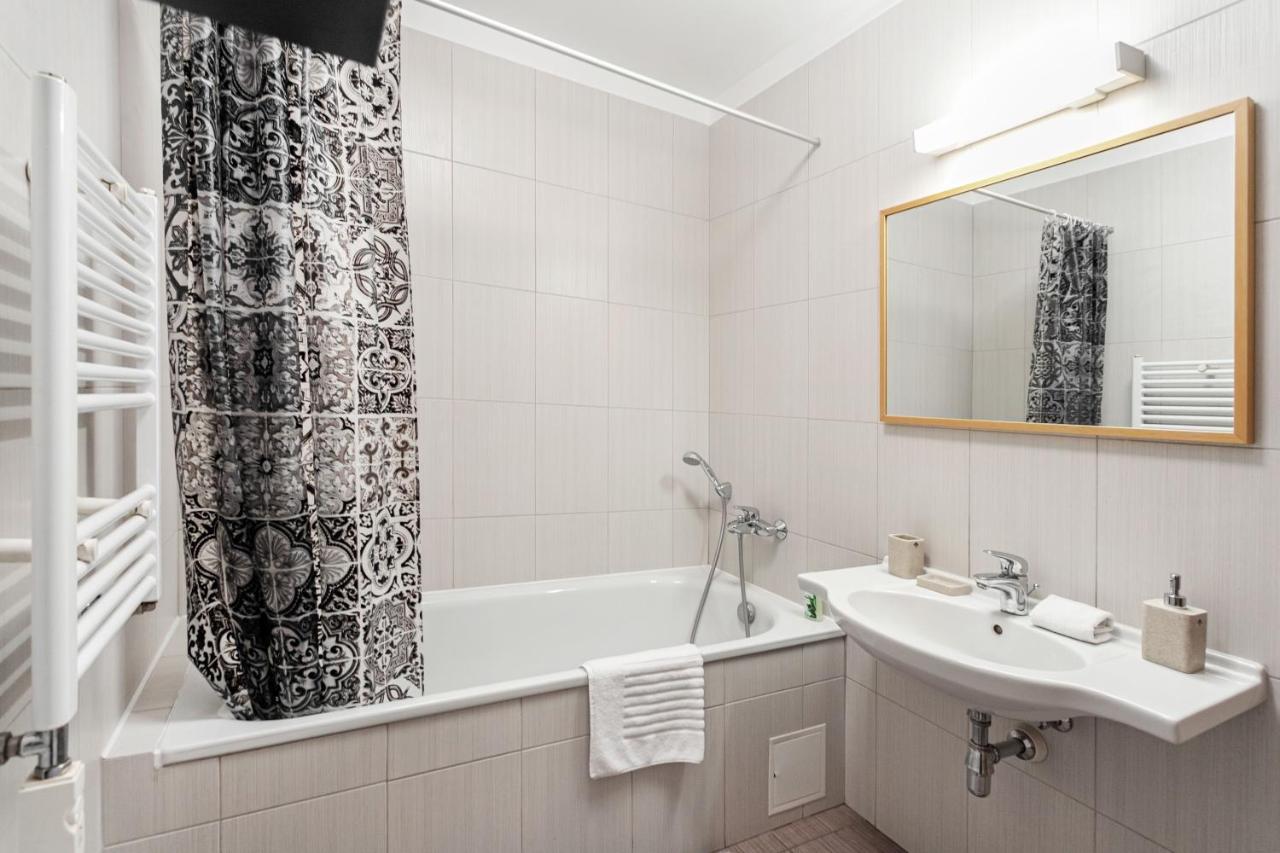 Comfort Lux Apartments By Reside By Reside Baltic Apartment *